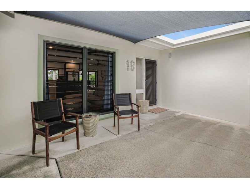 18 Whale Close, Kewarra Beach QLD 4879