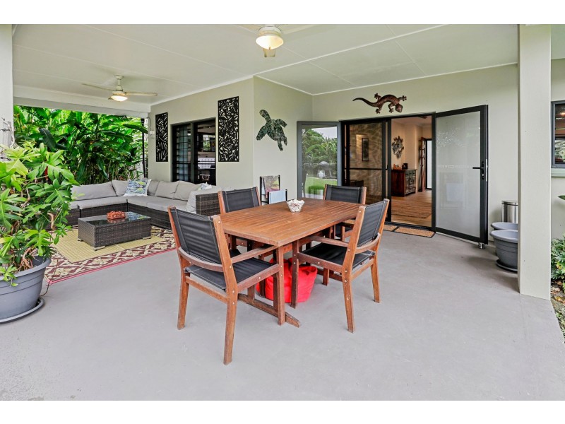 18 Whale Close, Kewarra Beach QLD 4879