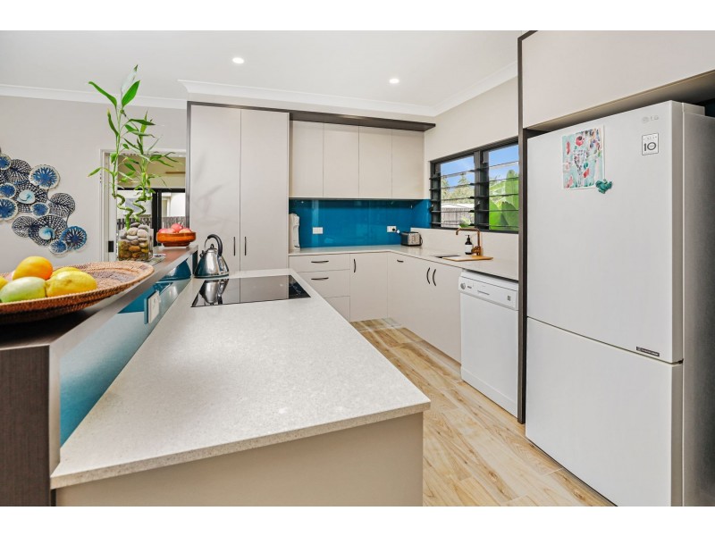 18 Whale Close, Kewarra Beach QLD 4879