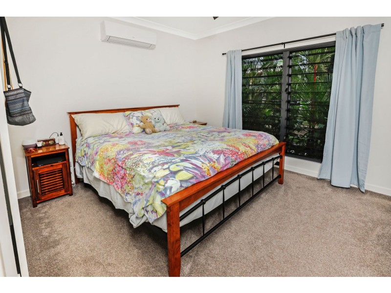 18 Whale Close, Kewarra Beach QLD 4879
