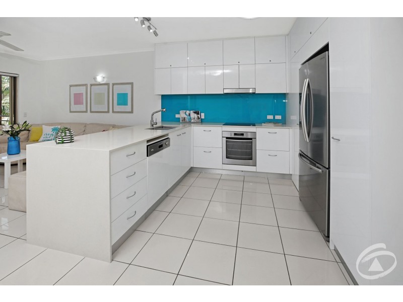 321/49-63 Williams Esplanade, Palm Cove QLD 4879