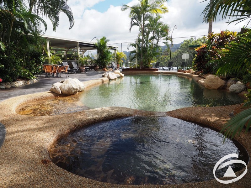 206/92-94 Moore Street, Trinity Beach QLD 4879