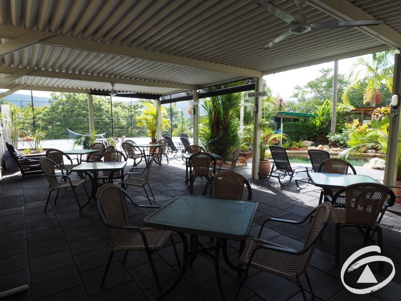 206/92-94 Moore Street, Trinity Beach QLD 4879