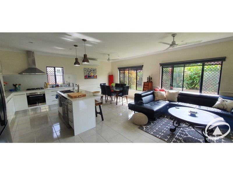 4 Talia Street, Caravonica QLD 4878