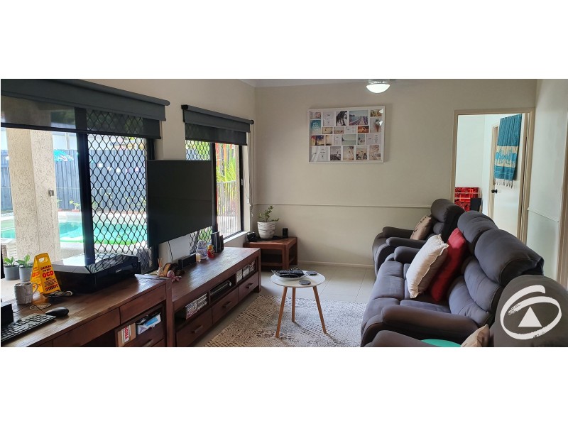4 Talia Street, Caravonica QLD 4878