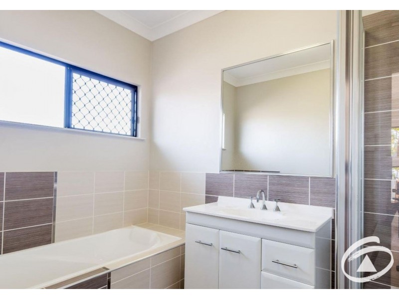 3 Allanton Link, Trinity Park QLD 4879