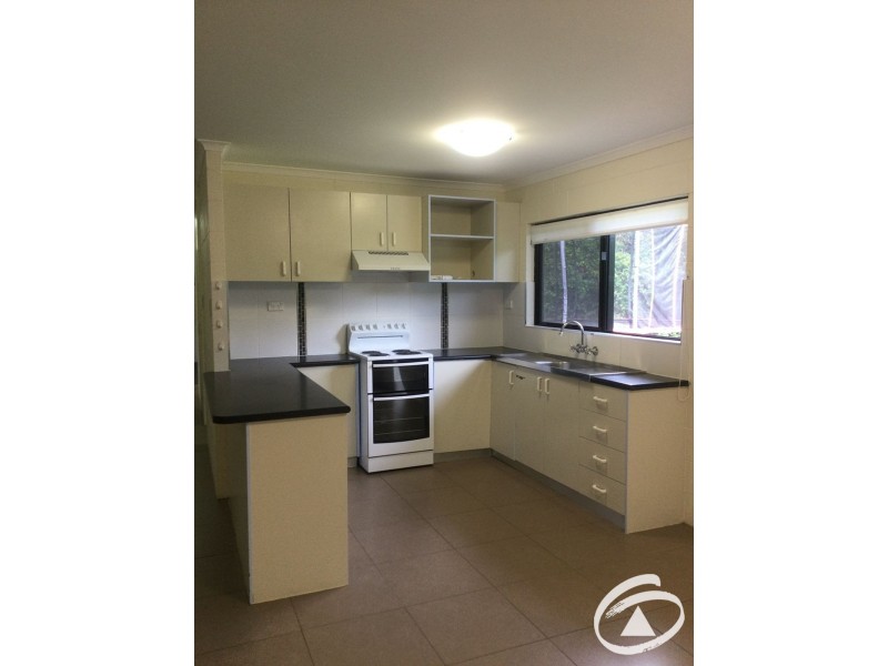 25 Mulligan Street, Manoora QLD 4870