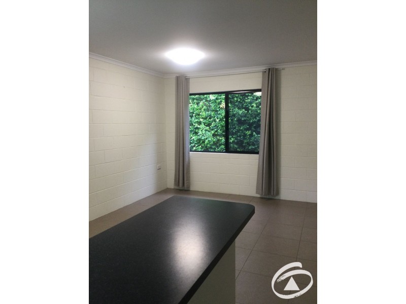 25 Mulligan Street, Manoora QLD 4870