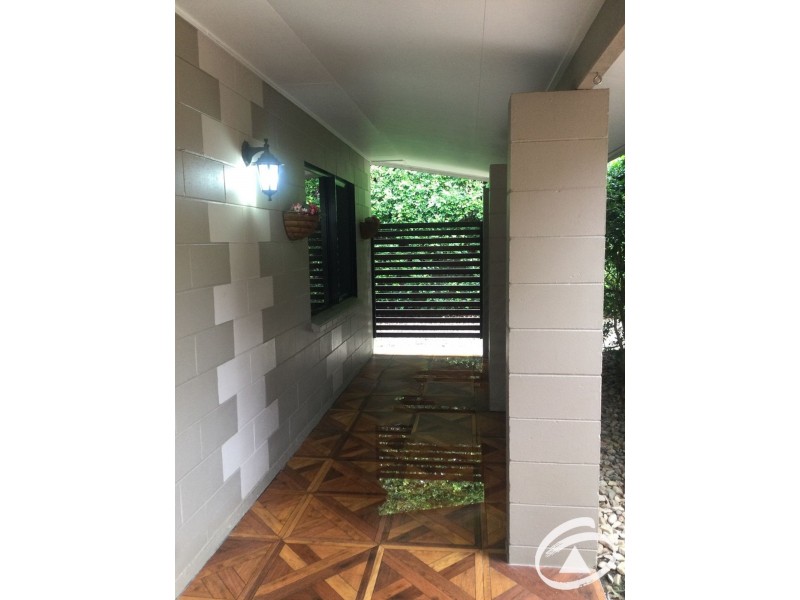 25 Mulligan Street, Manoora QLD 4870