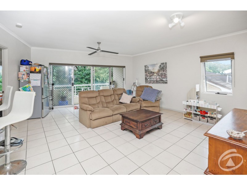 8/25-27 Digger Street, Cairns North QLD 4870