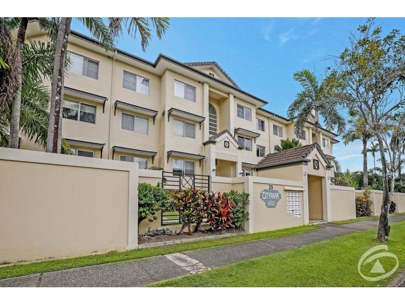 8/25-27 Digger Street, Cairns North QLD 4870