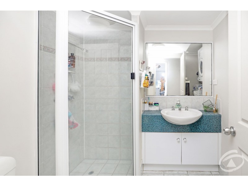 8/25-27 Digger Street, Cairns North QLD 4870