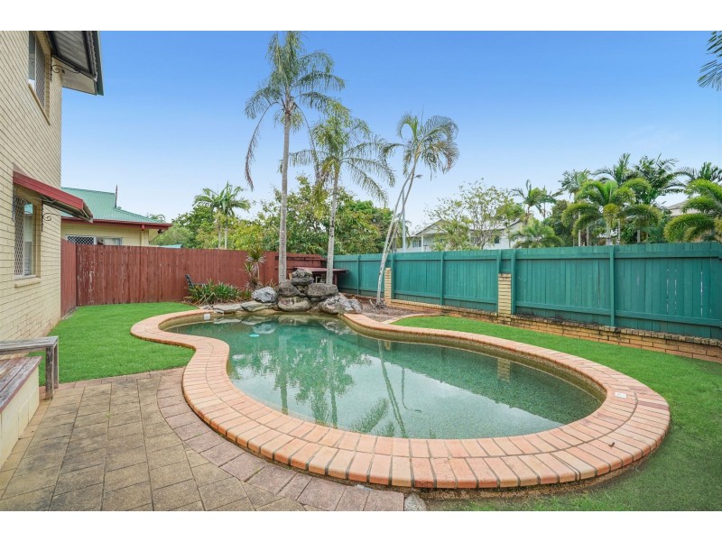 8/5 Grantala Street, Manoora QLD 4870