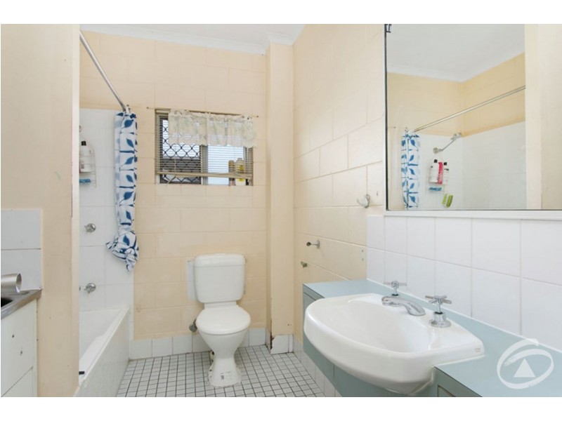 28/7-9 Charlotte Close, Woree QLD 4868