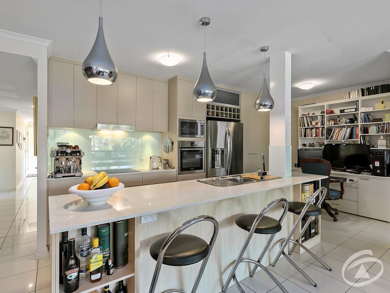 421/49-63 Williams Esplanade, Palm Cove QLD 4879