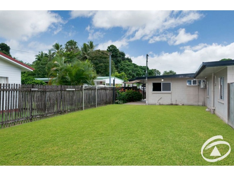 1/61 Hayward Street, Mooroobool QLD 4870