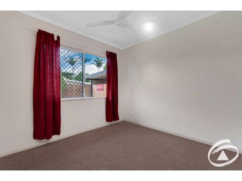 1/61 Hayward Street, Mooroobool QLD 4870