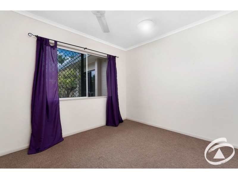 1/61 Hayward Street, Mooroobool QLD 4870