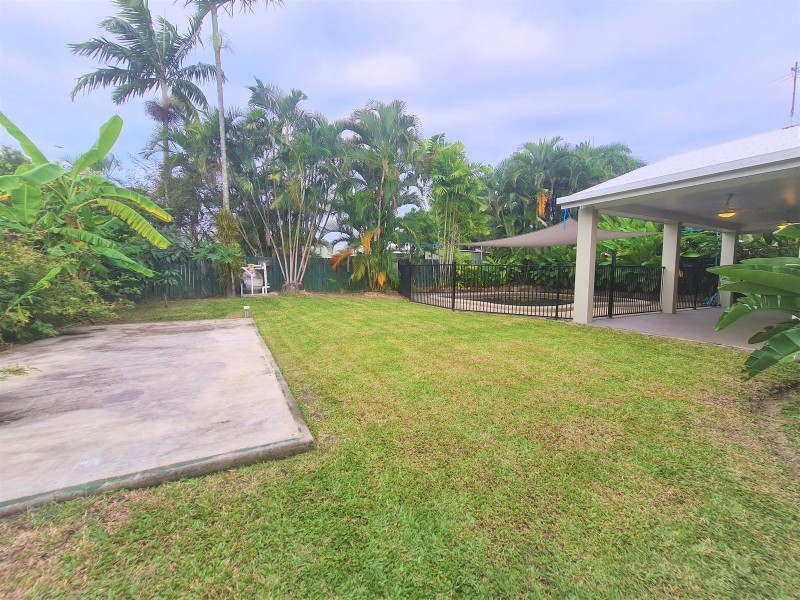 18 Whale Close, Kewarra Beach QLD 4879