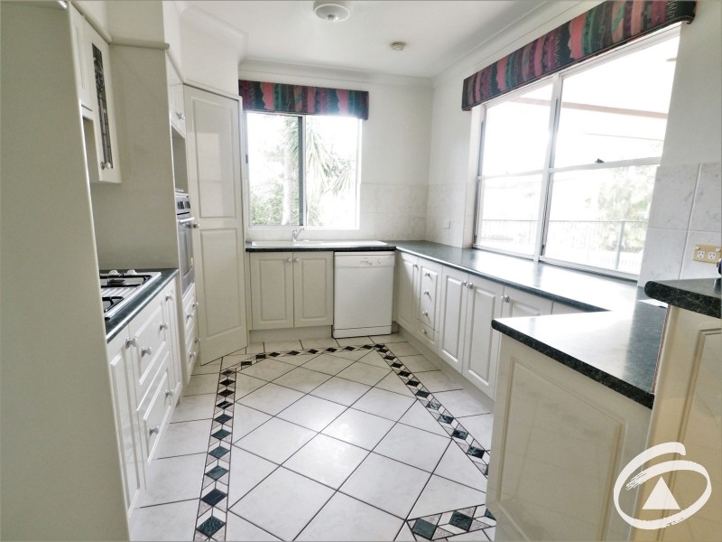 2 Greenock Way, Brinsmead QLD 4870