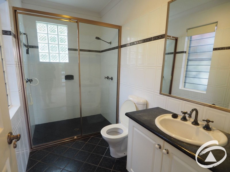2 Greenock Way, Brinsmead QLD 4870