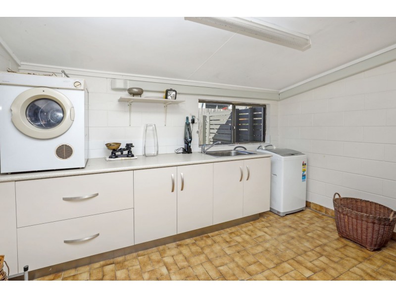 16 Poolwood Road, Kewarra Beach QLD 4879