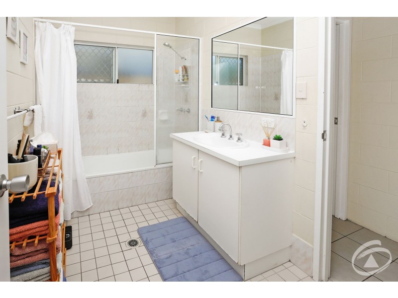 24 Normanby Close, Mount Sheridan QLD 4868
