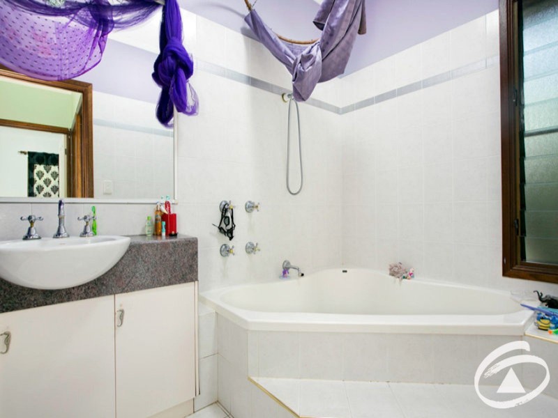 36 Benn Street, Brinsmead QLD 4870