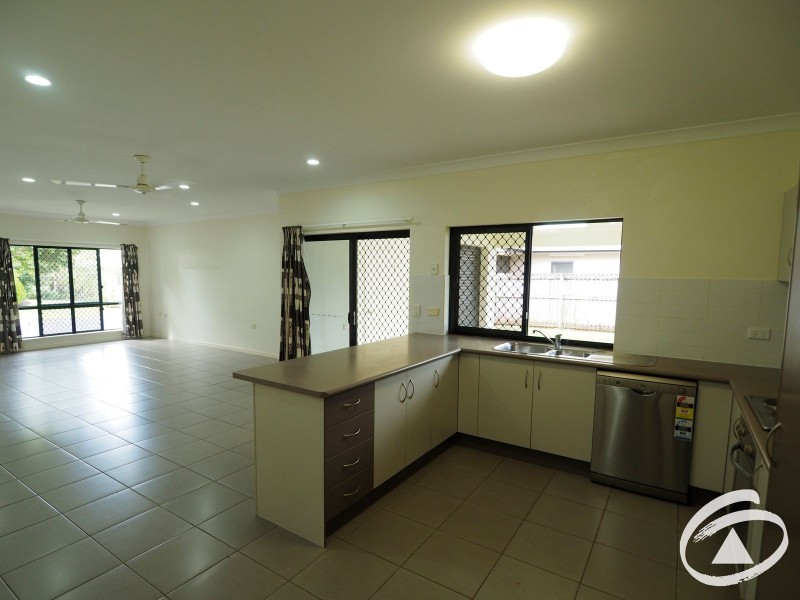 15 Quinn Drive, Edmonton QLD 4869