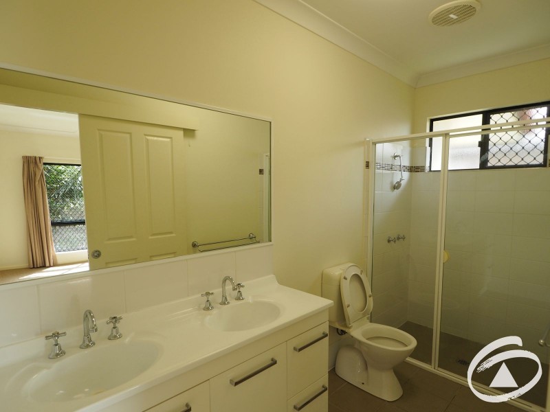 15 Quinn Drive, Edmonton QLD 4869