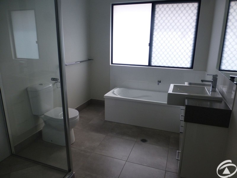 18 Greendale Close, Brinsmead QLD 4870