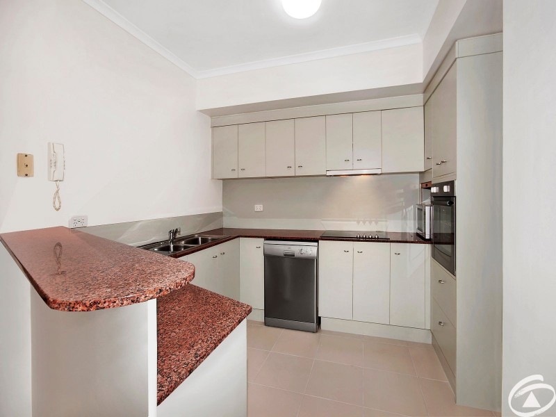 11/25 Digger Street, Cairns North QLD 4870