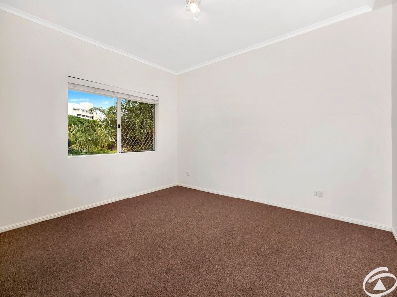 11/25 Digger Street, Cairns North QLD 4870