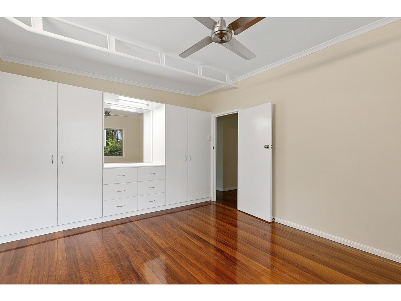 116 Petersen Street, Freshwater QLD 4870