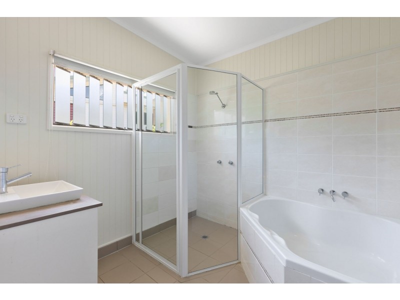 116 Petersen Street, Freshwater QLD 4870