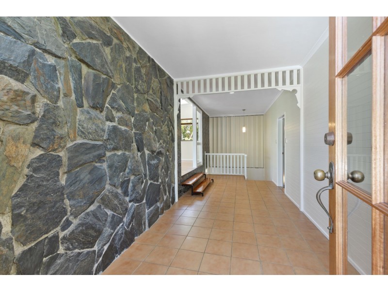 116 Petersen Street, Freshwater QLD 4870