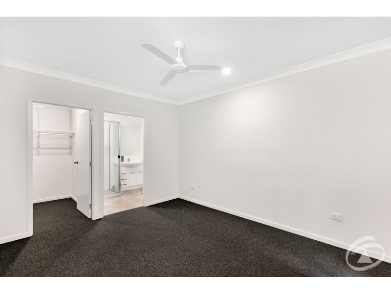 1 & 2/33 Anson Street, Bentley Park QLD 4869