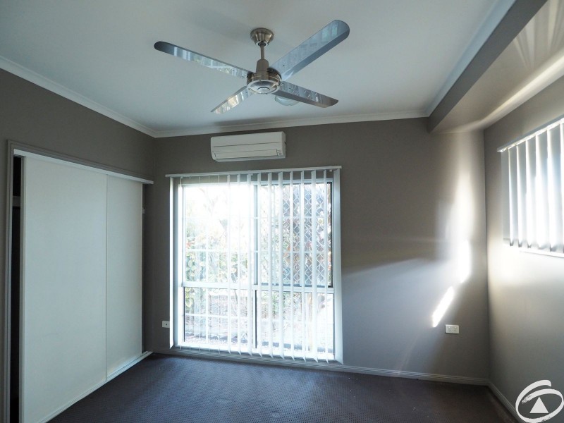 1/4 Ingham Court, Mooroobool QLD 4870