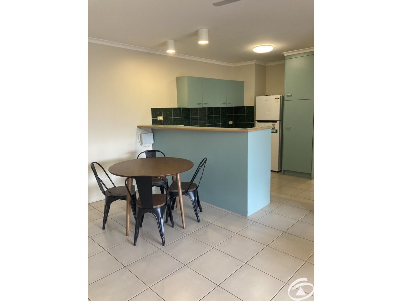 10/78-90 Digger Street, Cairns North QLD 4870