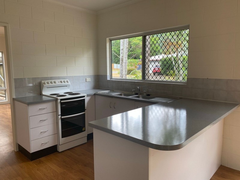 2 Mein Close, Brinsmead QLD 4870