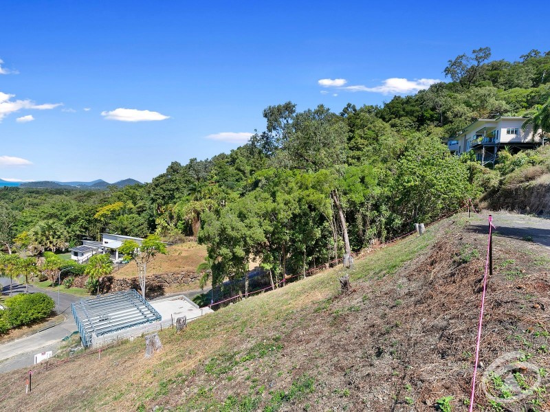 12 Seascape Close, Palm Cove QLD 4879