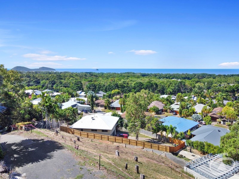12 Seascape Close, Palm Cove QLD 4879