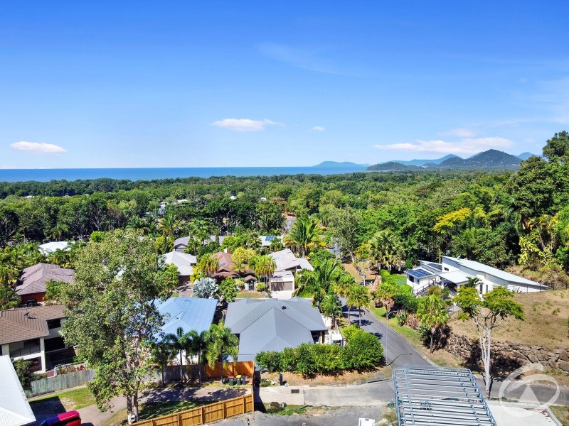 12 Seascape Close, Palm Cove QLD 4879