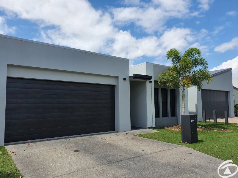 18 Edge Court, Manoora QLD 4870