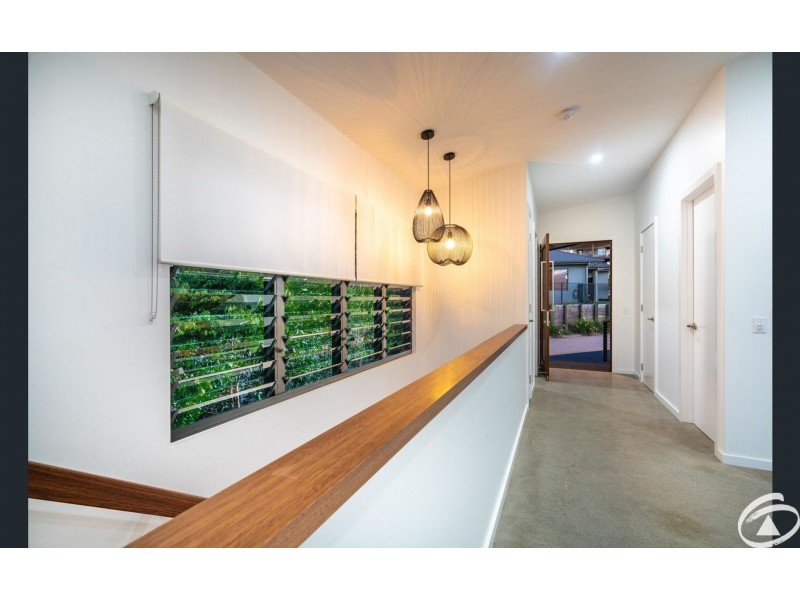 6B Diamond Close, Stratford QLD 4870