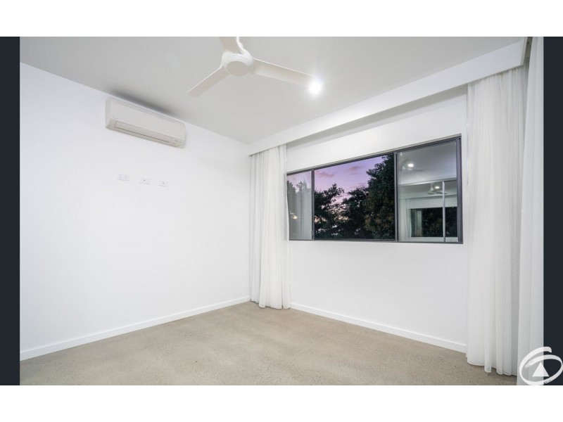 6B Diamond Close, Stratford QLD 4870