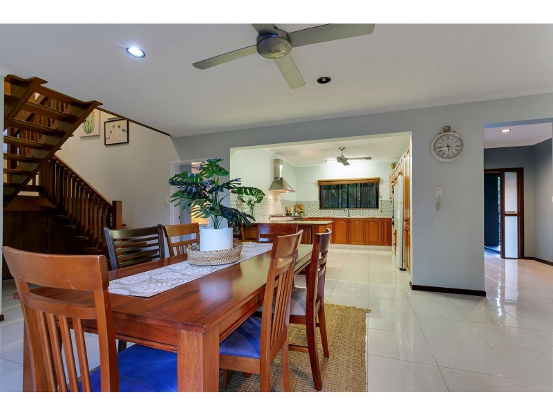 15 Slate Close, Brinsmead QLD 4870