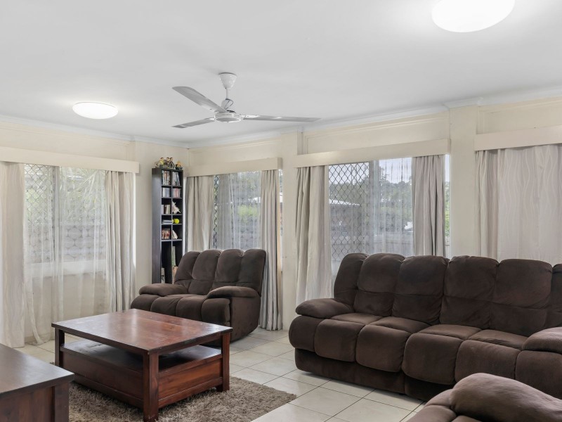 161-163 McManus Street, Whitfield QLD 4870