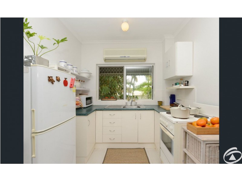 5/346-348 McCoombe Street, Mooroobool QLD 4870