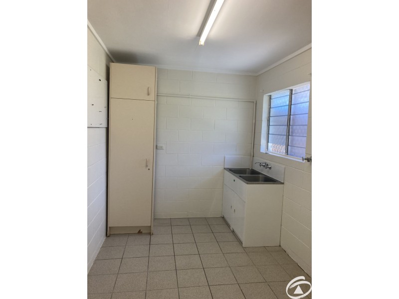 2/4 Eureka Street, Manunda QLD 4870